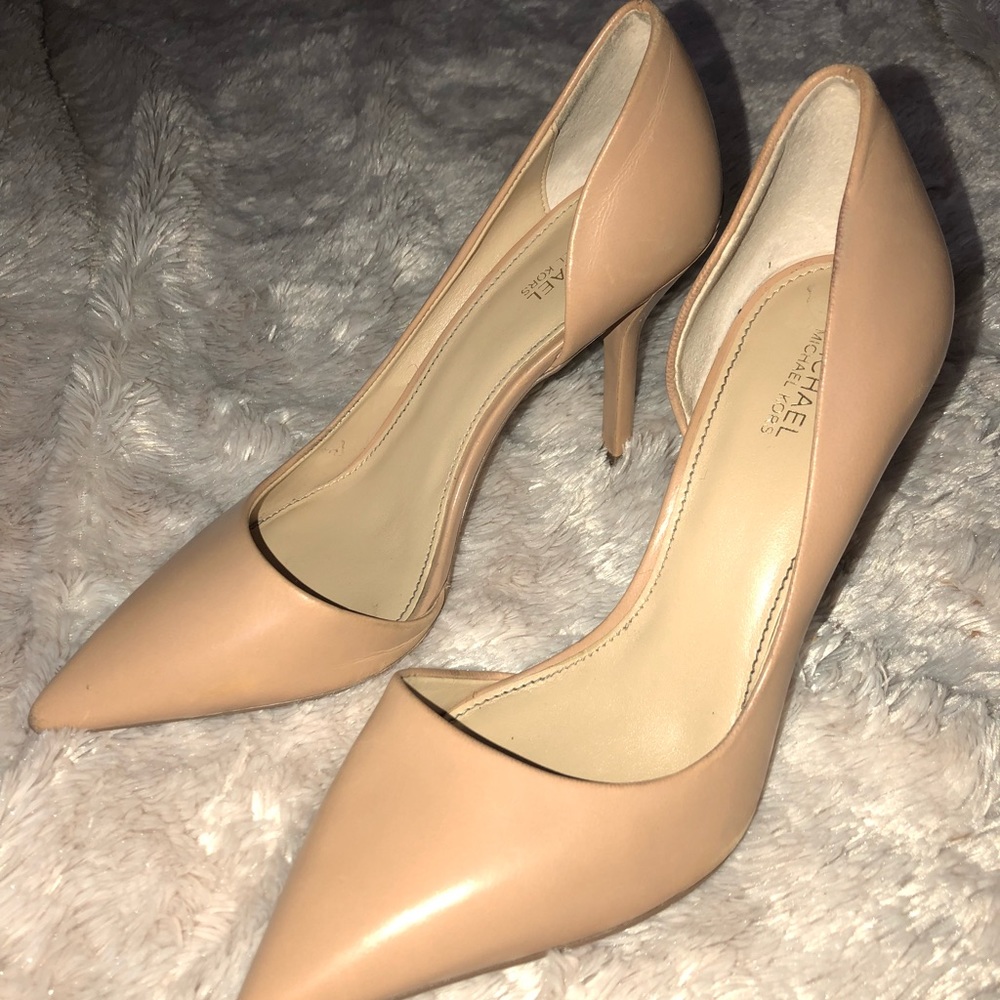 Michael Kors Nude heel